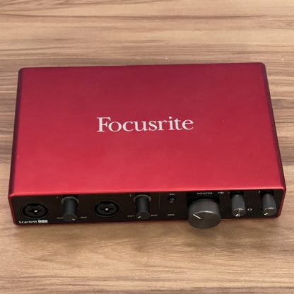 Interface de Áudio Seminovo Focusrite Scarlett 8i6 3° geração - Image 3